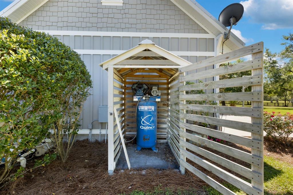 4821 Southwest 53rd Terrace Bell, FL 32619 - Photo 79 of 97