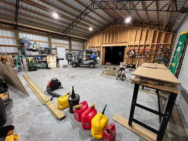 $950,000 | 4821 Southwest 53rd Terrace, Bell, FL 32619