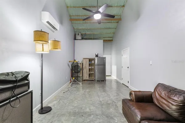 $950,000 | 4821 Southwest 53rd Terrace, Bell, FL 32619