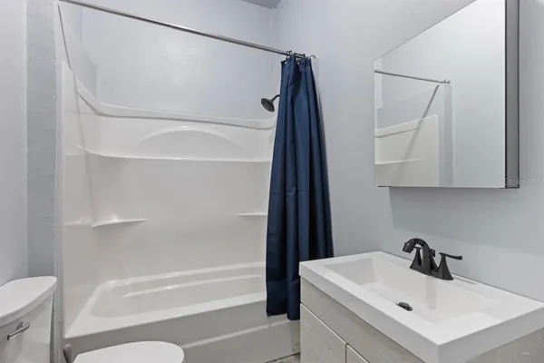 $950,000 | 4821 Southwest 53rd Terrace, Bell, FL 32619