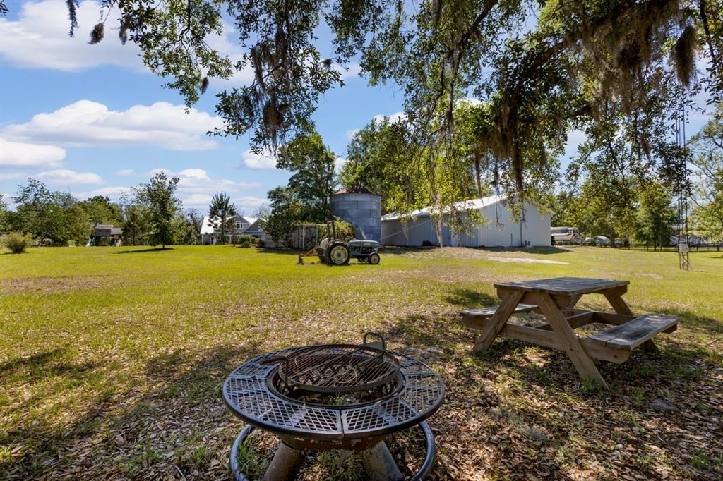4821 Southwest 53rd Terrace Bell, FL 32619 - Photo 86 of 97