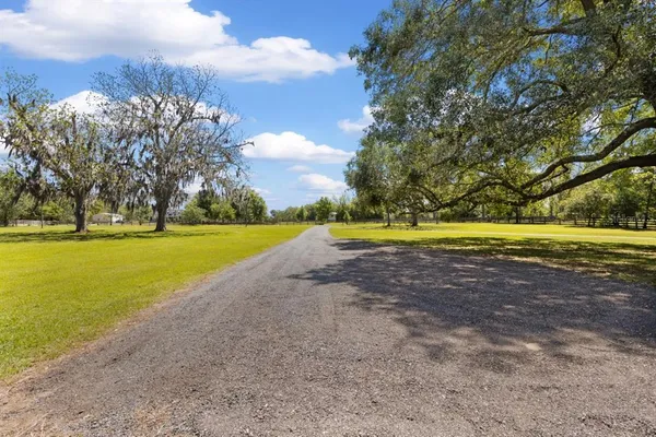 $950,000 | 4821 Southwest 53rd Terrace, Bell, FL 32619