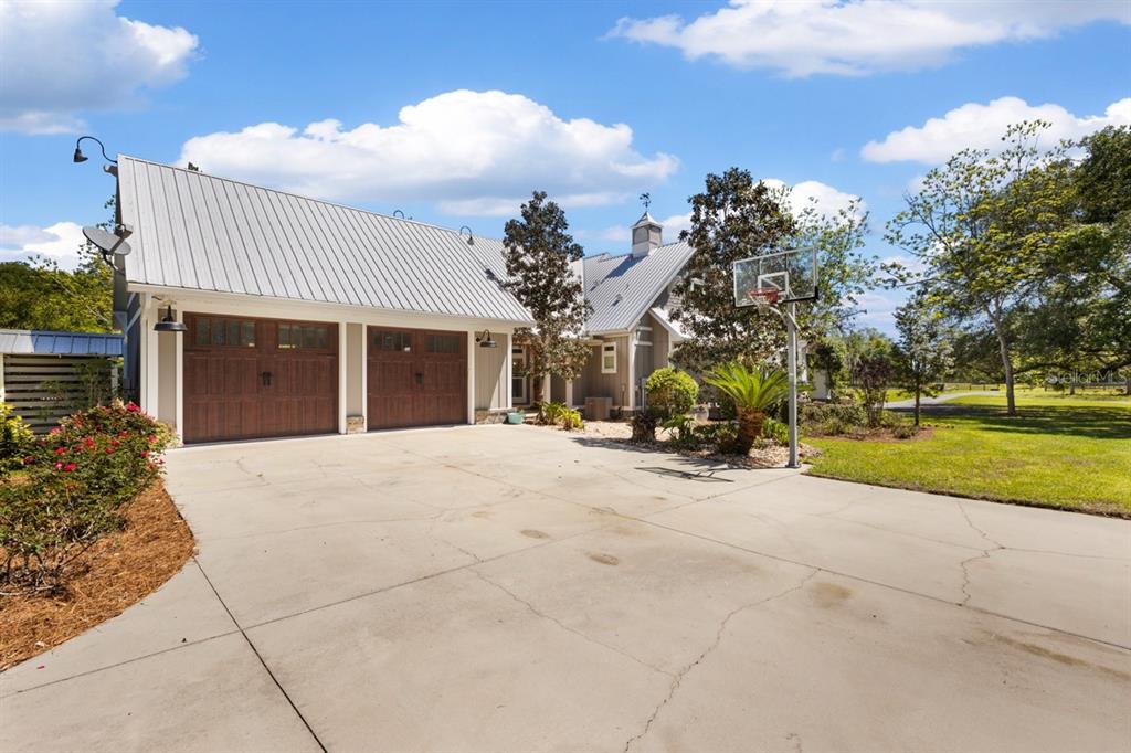 4821 Southwest 53rd Terrace Bell, FL 32619 - Photo 10 of 97