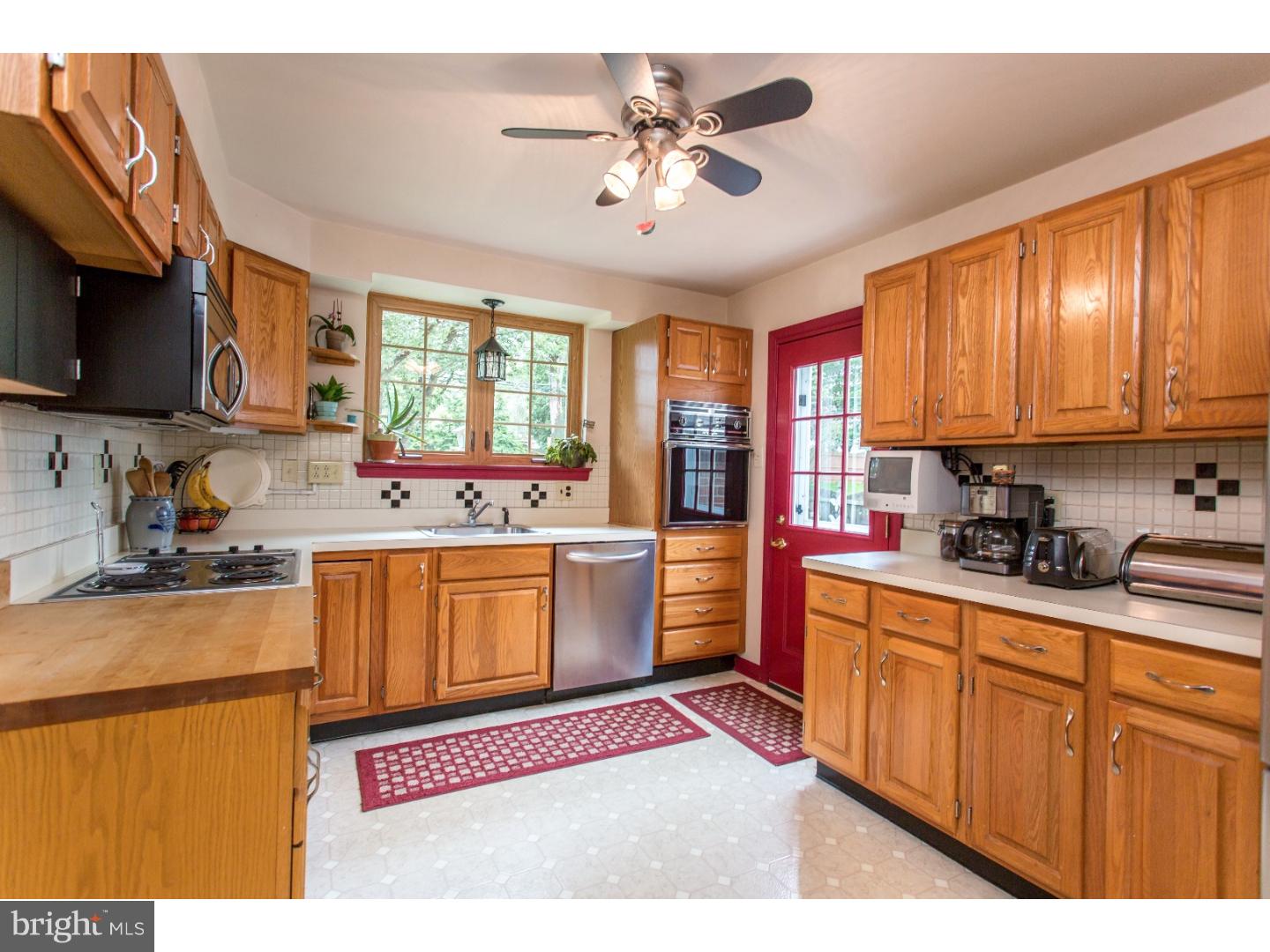 2608 Springfield Road Broomall, PA 19008 - Photo 7 of 24 Kitchen