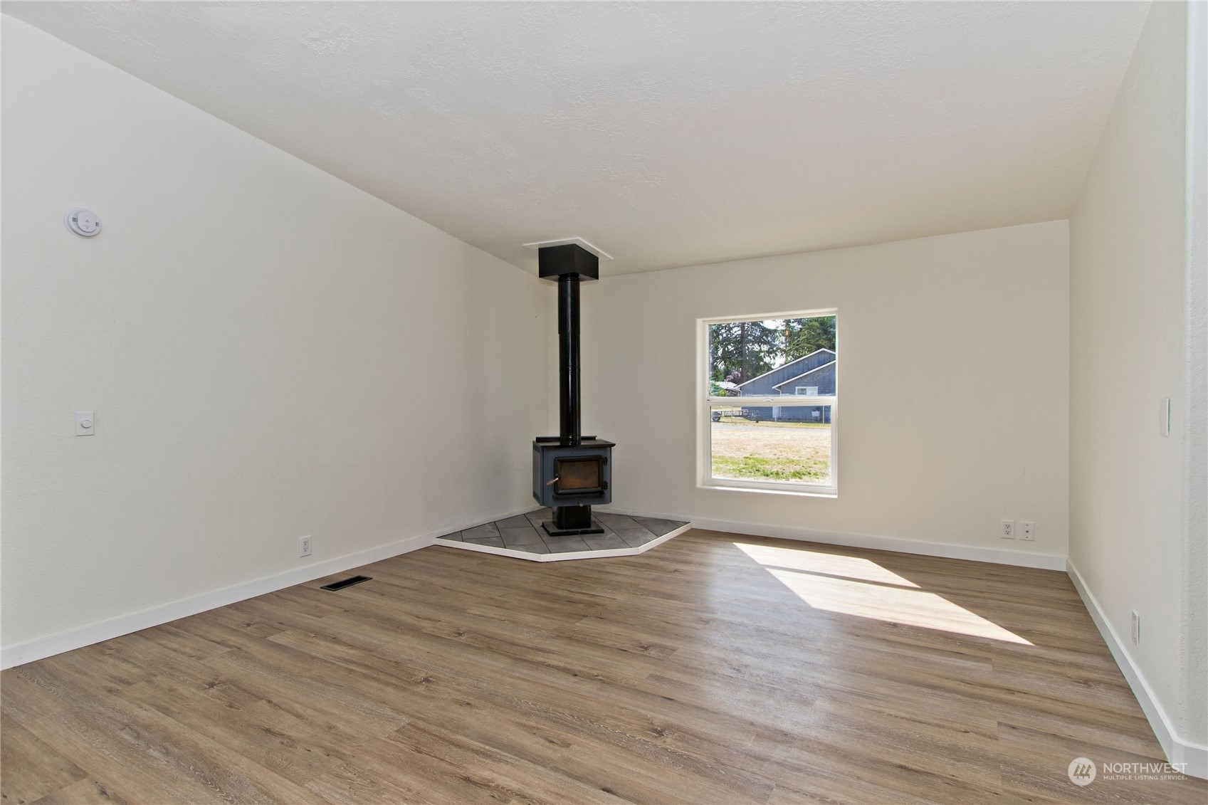 18444 Guava Street Southwest Rochester, WA 98579 - Photo 15 of 35