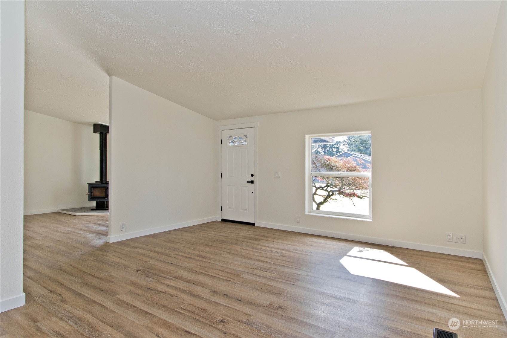18444 Guava Street Southwest Rochester, WA 98579 - Photo 6 of 35