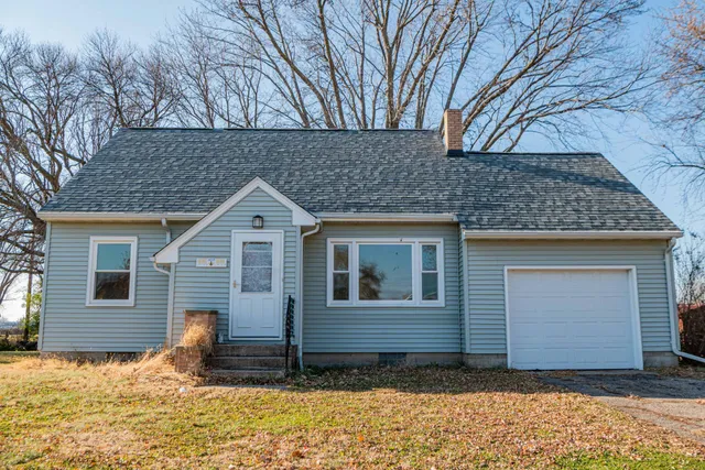 $239,000 | 230 Main Street, Green Isle, MN 55338