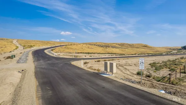 $270,000 | 3260 Flight Deck Drive, New Plymouth, ID 83655