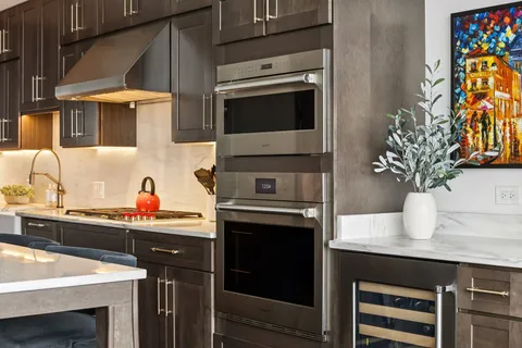$1,825,000 | 1616 West End Avenue, Unit 2701, Nashville, TN 37203
