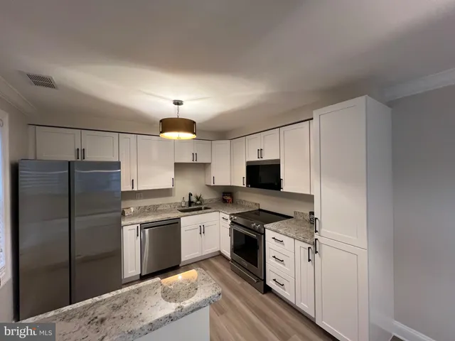 $2,790 | 1761 Aberdeen Circle, Crofton, MD 21114