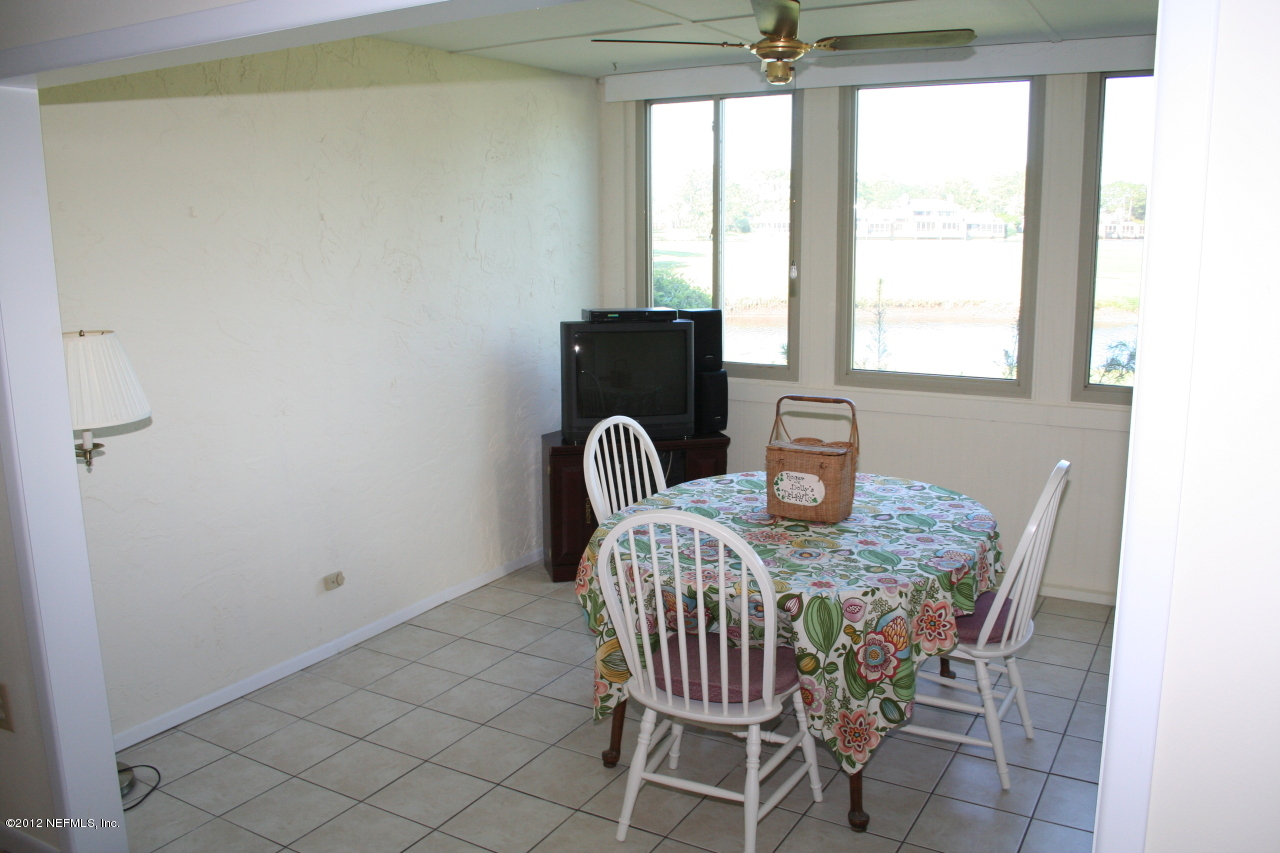 8 Cove Road Ponte Vedra Beach, FL 32082 - Photo 8 of 19 morning rm overlooking the lake