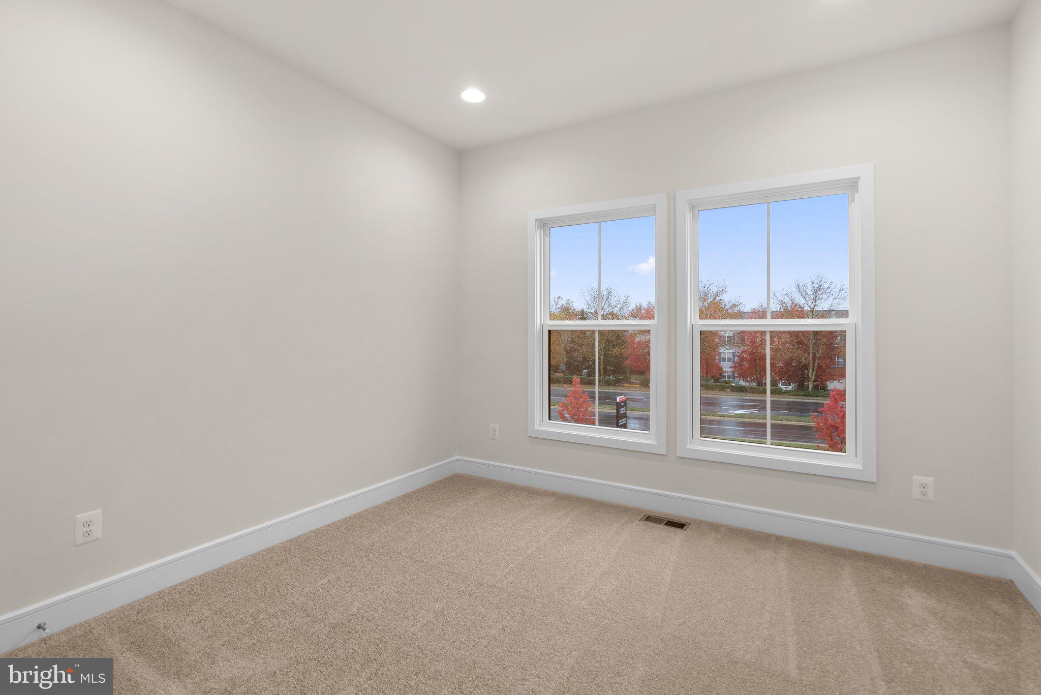43425 Farringdon Square Ashburn, VA 20148 - Photo 20 of 35
