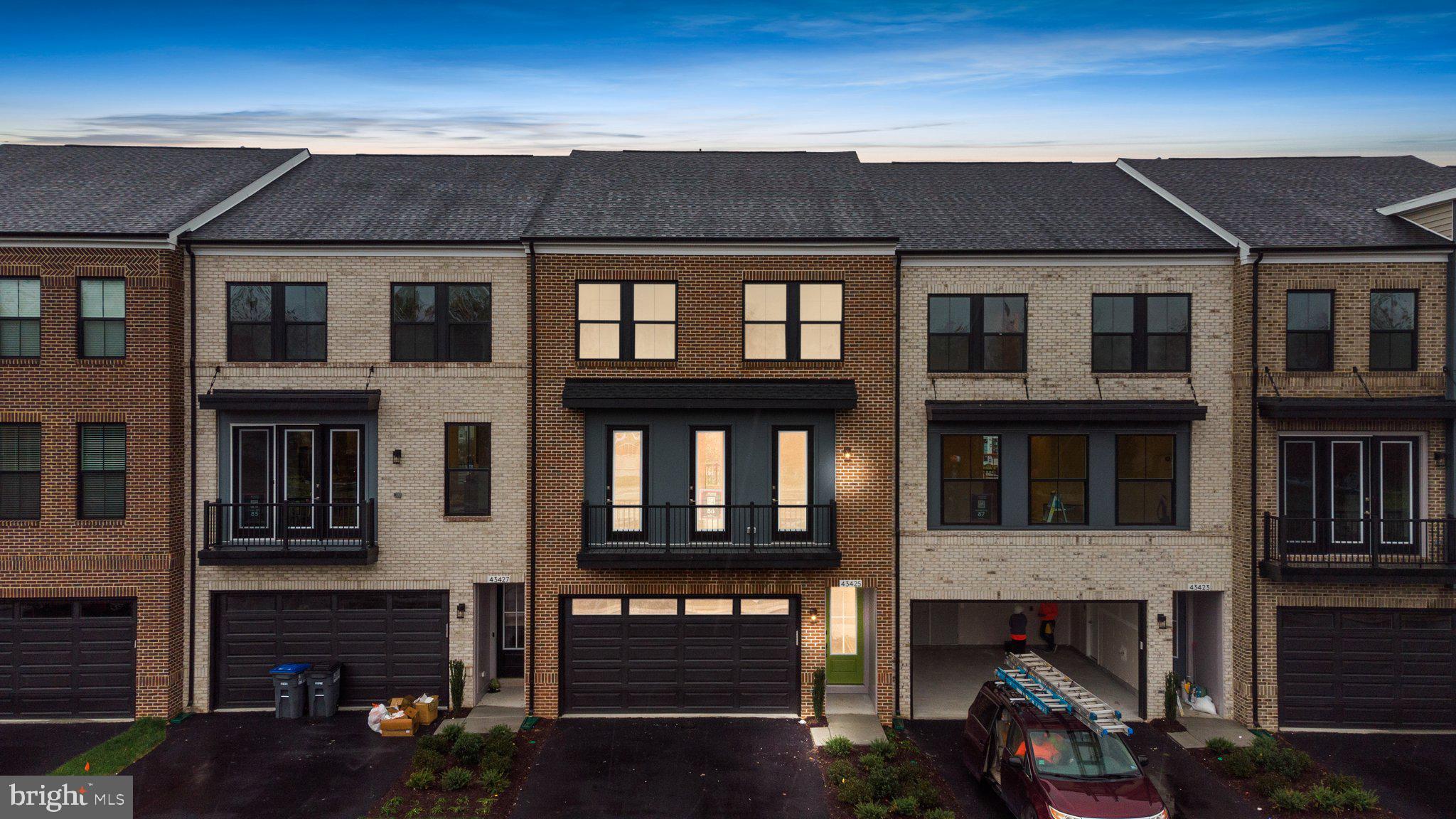 43425 Farringdon Square Ashburn, VA 20148 - Photo 28 of 35