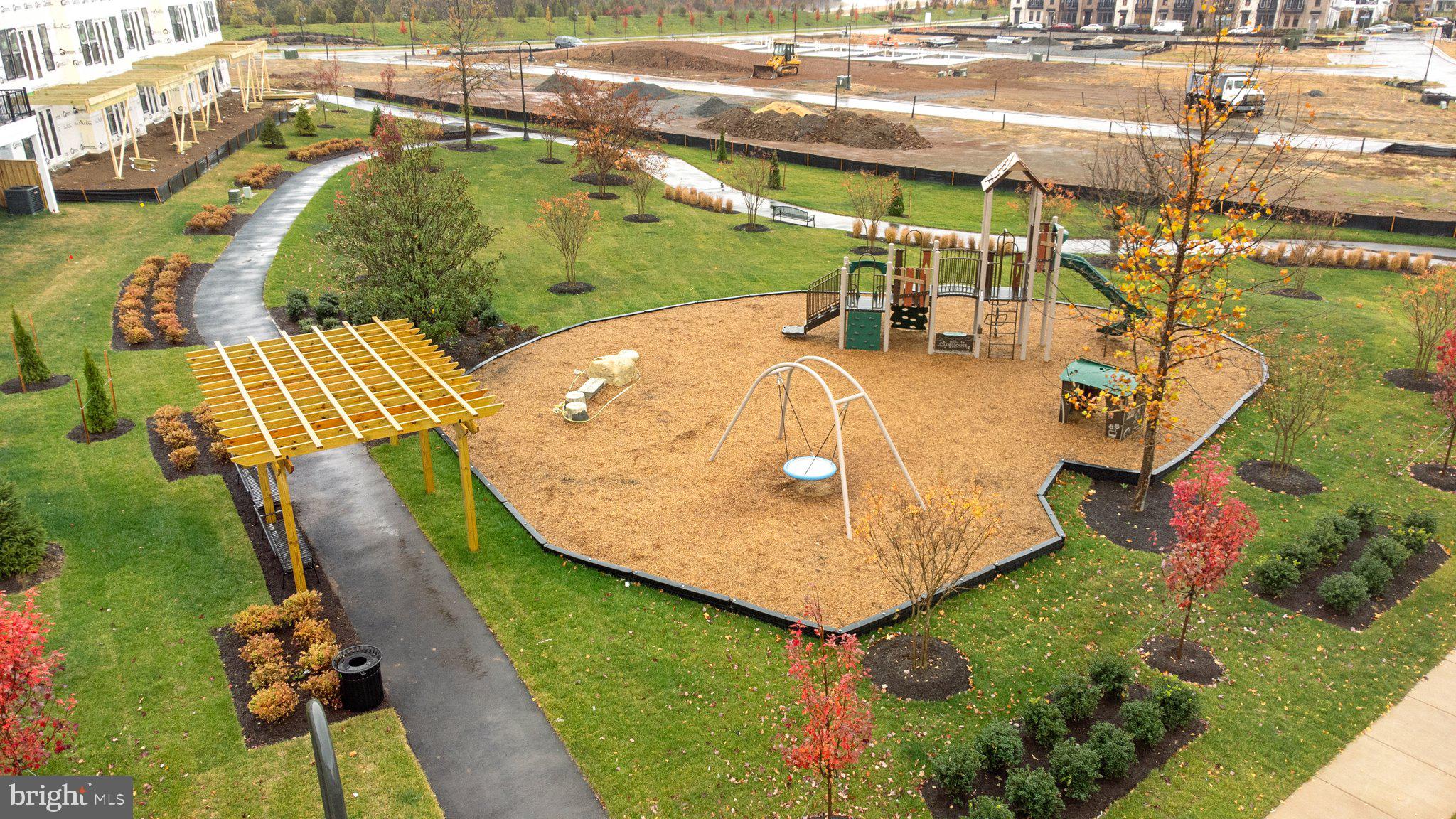 43425 Farringdon Square Ashburn, VA 20148 - Photo 32 of 35