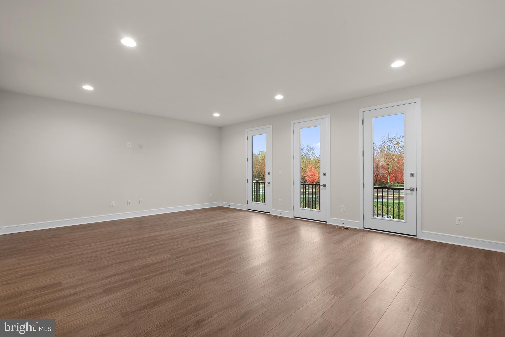 43425 Farringdon Square Ashburn, VA 20148 - Photo 4 of 35