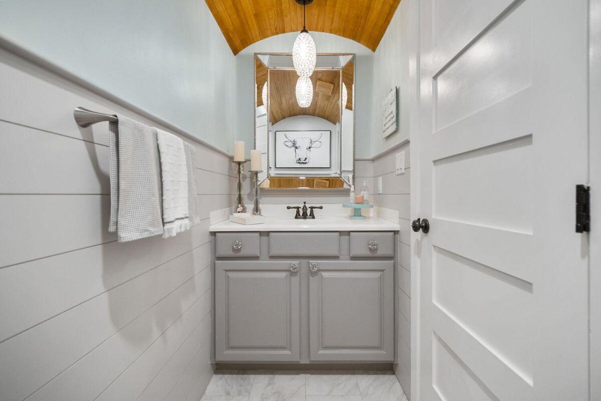 55 Shannon Drive, Unit 7 Santa Rosa Beach, FL 32459 - Photo 15 of 51 Simply seagrove bathroom