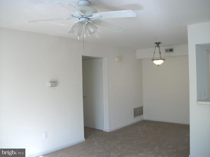 904 B Wharton Road Mount Laurel, NJ 08054 - Photo 11 of 21 Dining Room