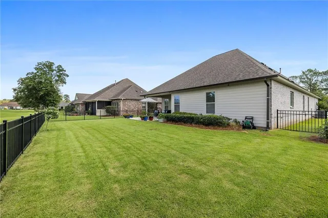 $394,750 | 23375 Noble Oak Drive, Springfield, LA 70462