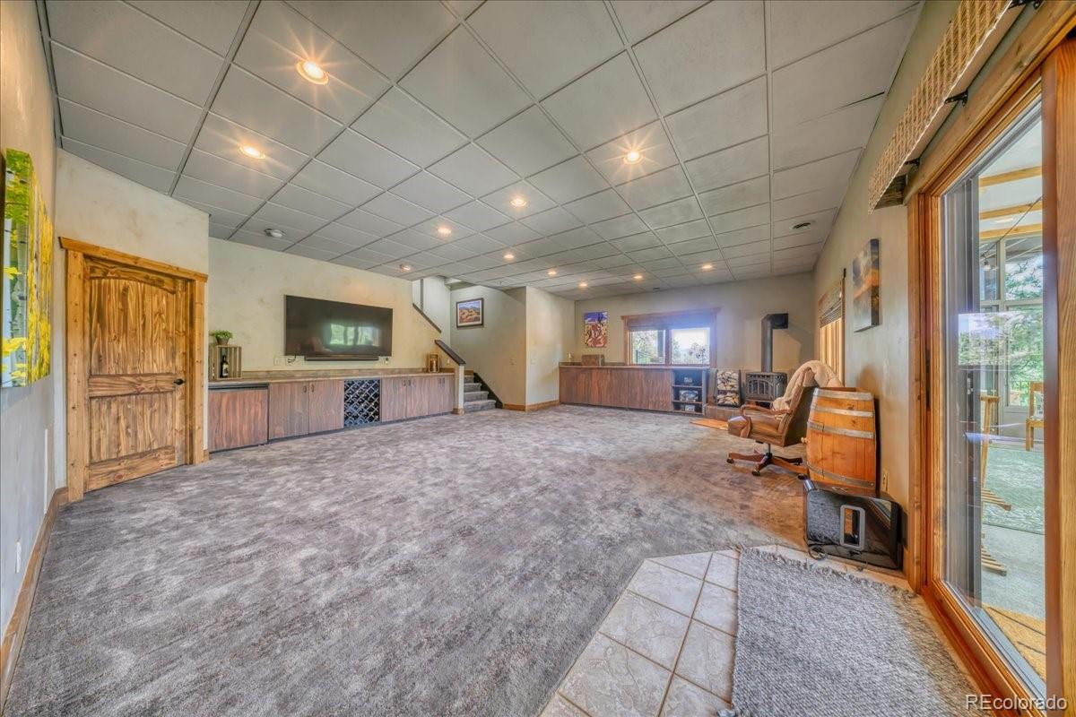 2112 Sawmill Gulch Road Golden, CO 80401 - Photo 37 of 50