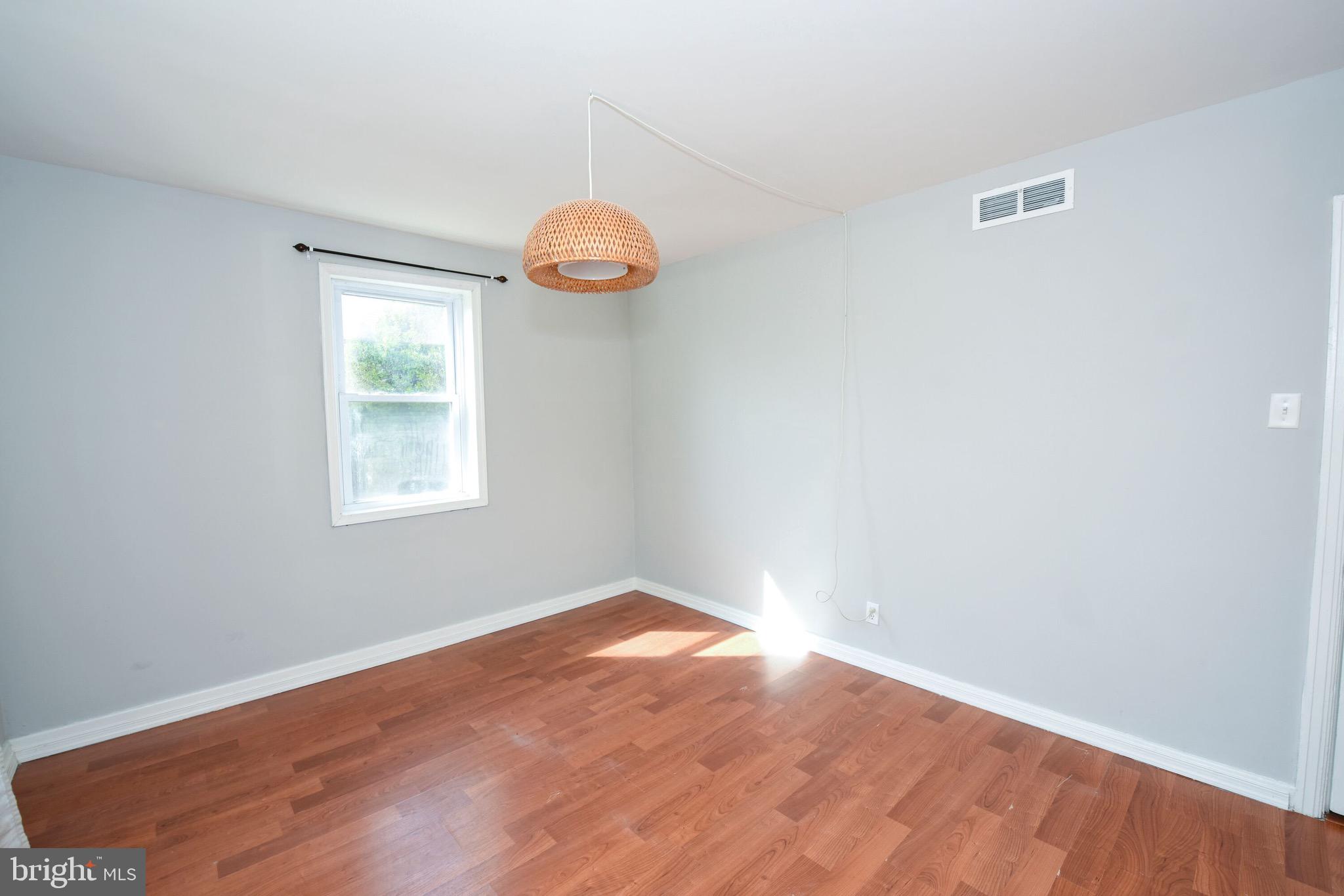 9246 Annapolis Road Philadelphia, PA 19114 - Photo 11 of 25 Gallery Image 11