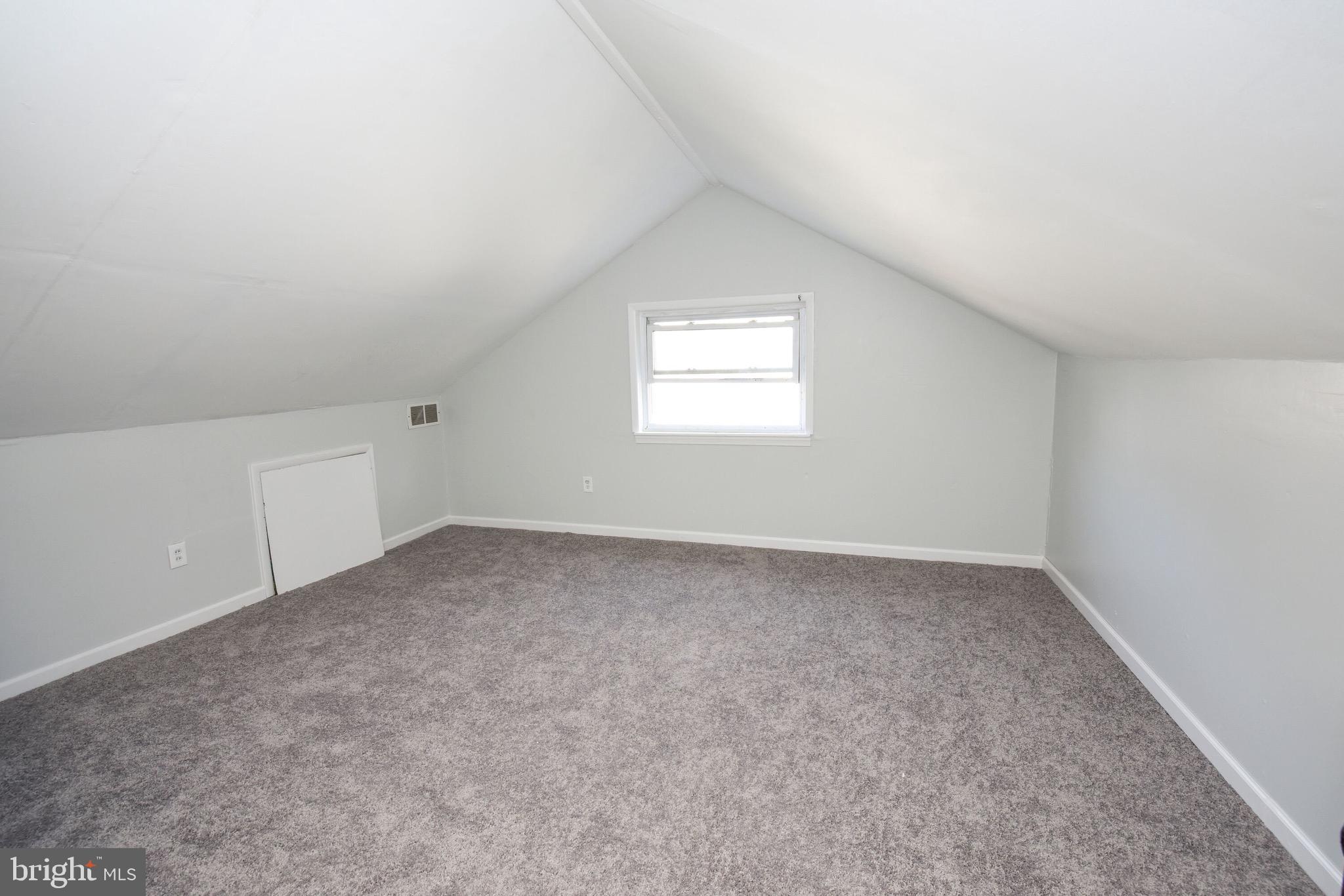 9246 Annapolis Road Philadelphia, PA 19114 - Photo 20 of 25 Gallery Image 20