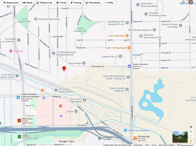 a black and white photo of a room