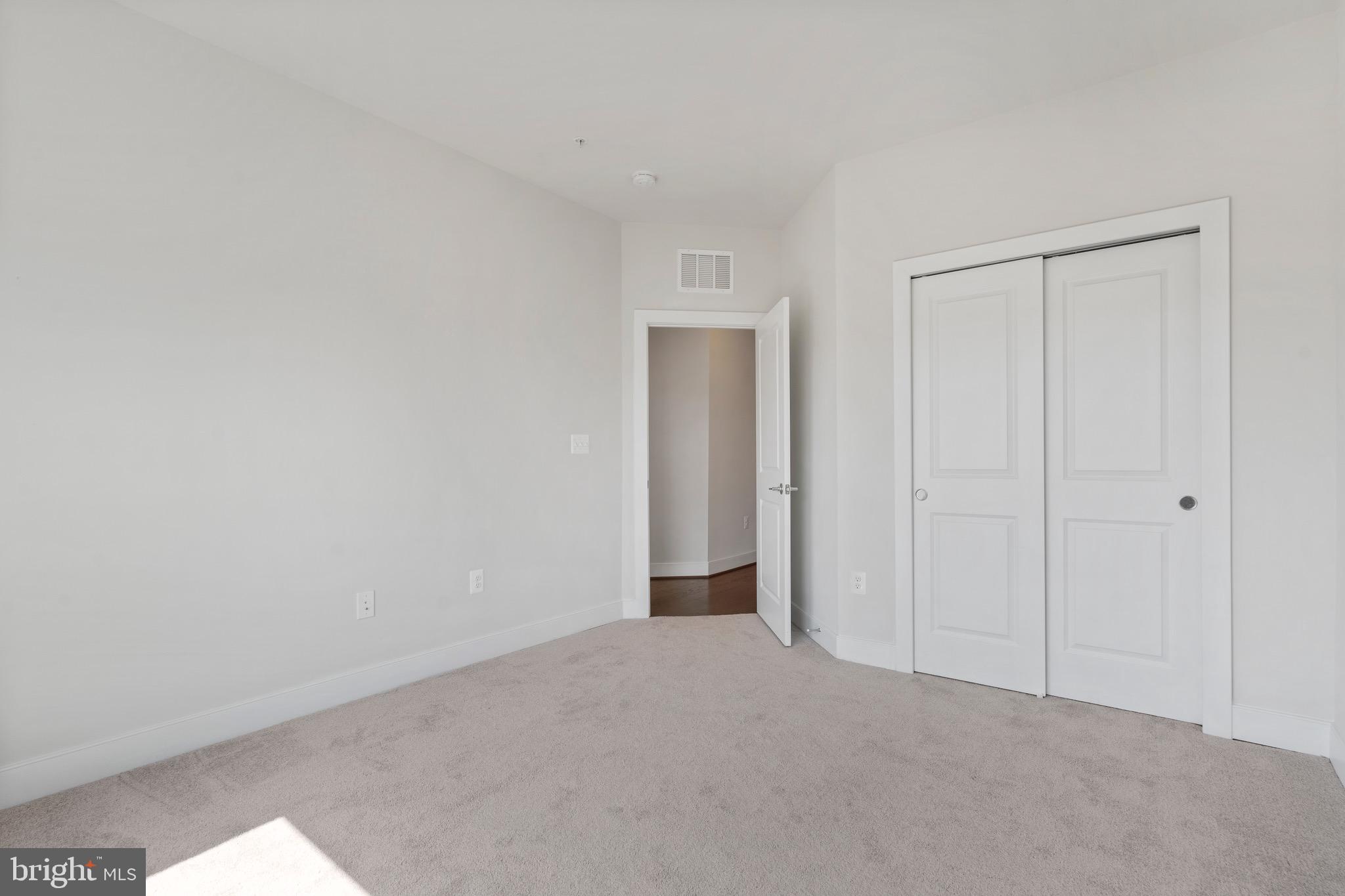 9580 Fields Road Gaithersburg, MD 20878 - Photo 35 of 58 a view of an empty room