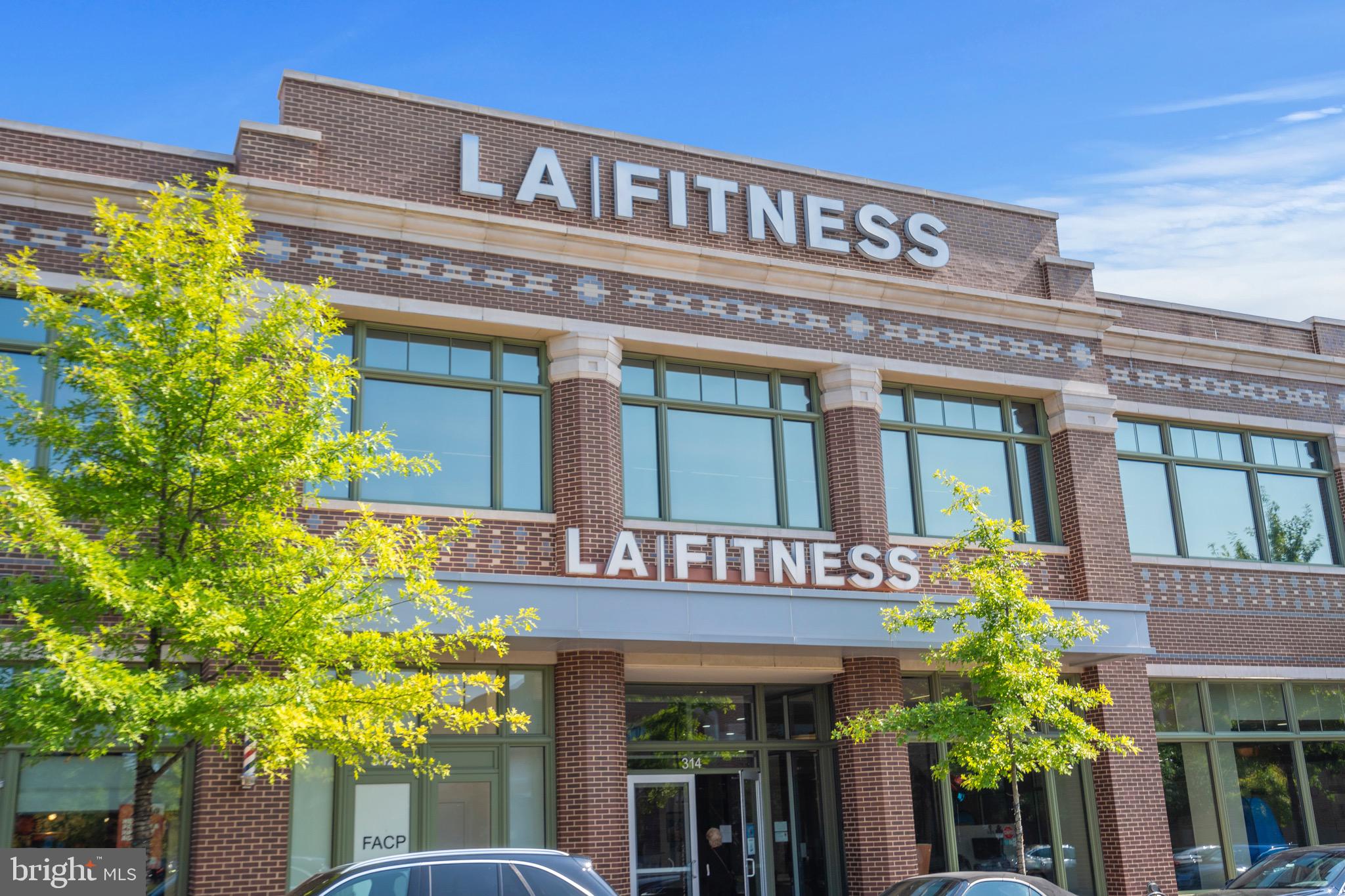 9580 Fields Road Gaithersburg, MD 20878 - Photo 56 of 58 front view of a building