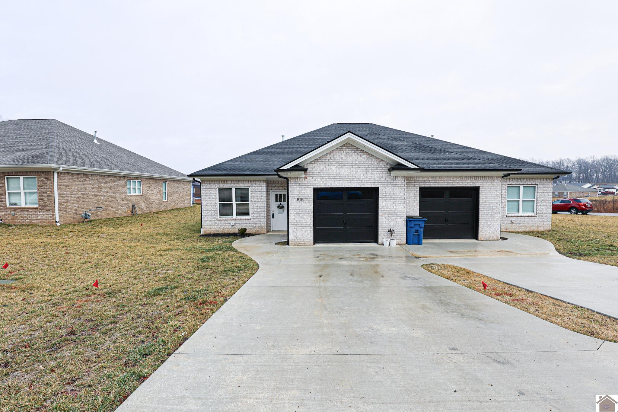 815 Elmdale Road Paducah, KY 42003 - Photo 3 of 33 Front Exterior