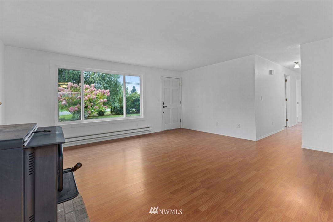 10733 District Line Road Burlington, WA 98233 - Photo 16 of 26 Gallery Image 16