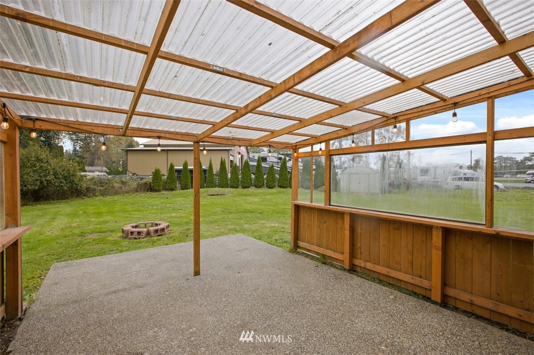 10733 District Line Road Burlington, WA 98233 - Photo 5 of 26 Gallery Image 5