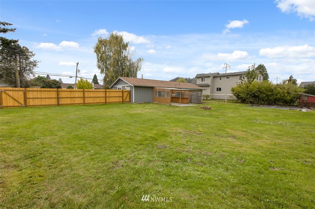 10733 District Line Road Burlington, WA 98233 - Photo 8 of 26 Gallery Image 8