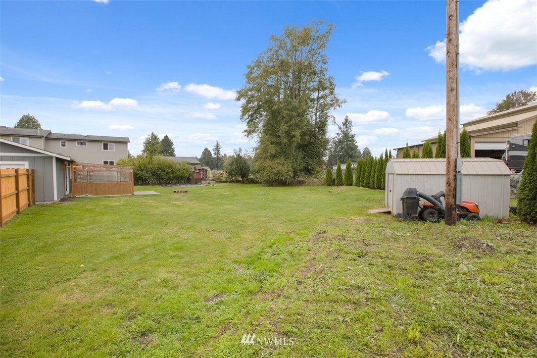 10733 District Line Road Burlington, WA 98233 - Photo 9 of 26 Gallery Image 9