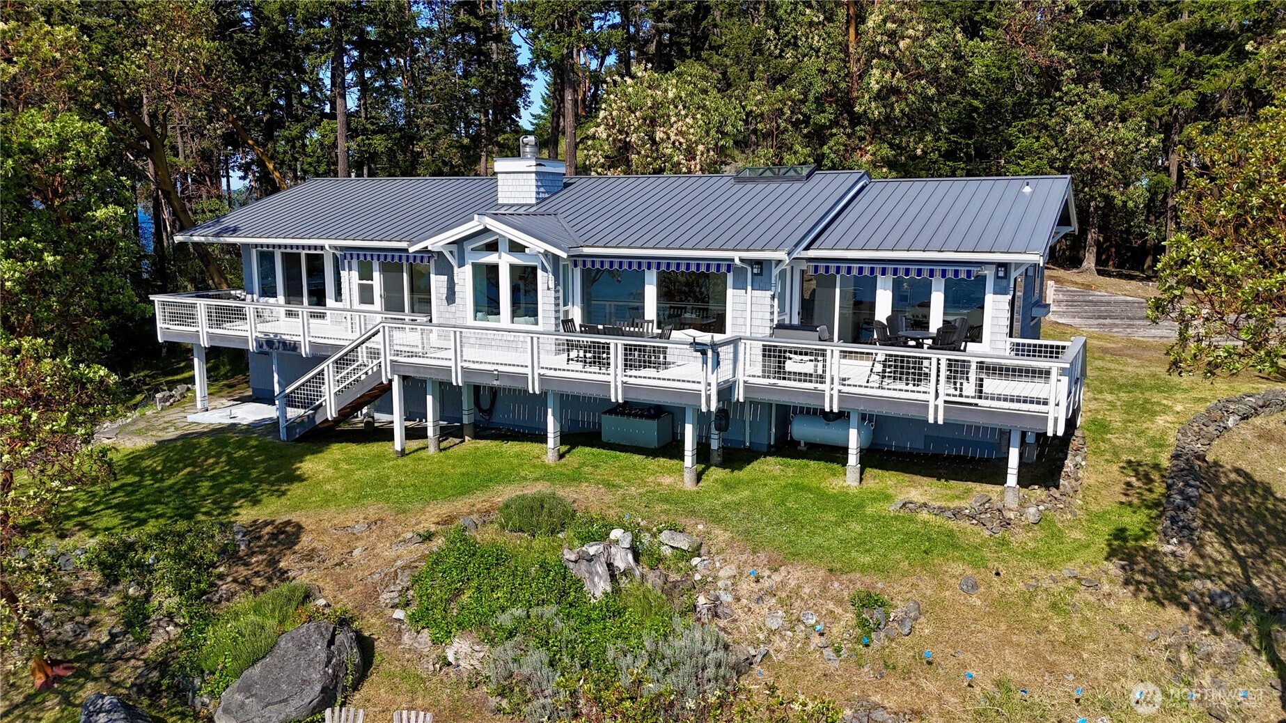 240 Myers Road Friday Harbor, WA 98250 - Photo 4 of 32 Gallery Image 4