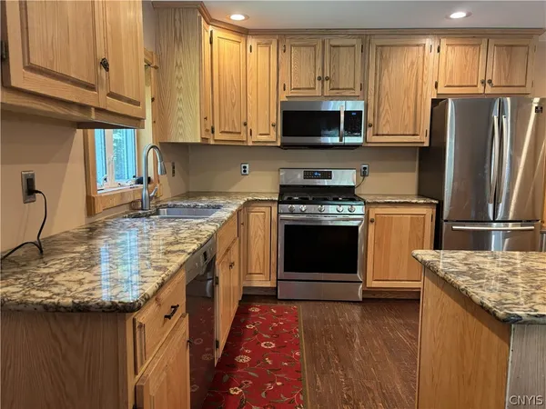 $249,900 | 11460 Creek Road, Unit 1, Annsville, NY 13471