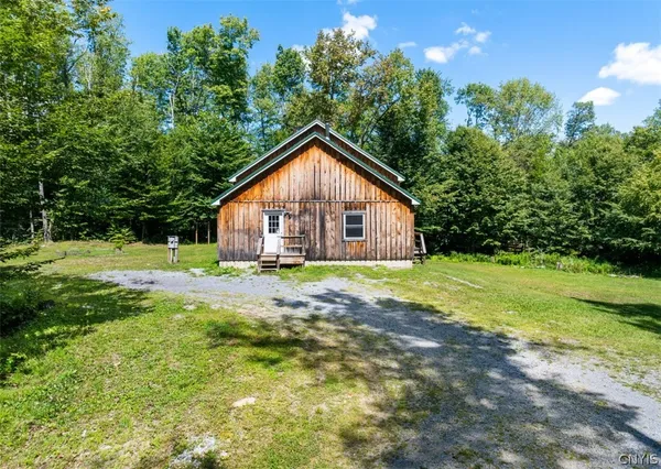 $249,900 | 11460 Creek Road, Unit 1, Annsville, NY 13471