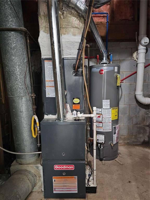 6470 Michell Way Douglasville, GA 30135 - Photo 35 of 41 a view of storage and utility room