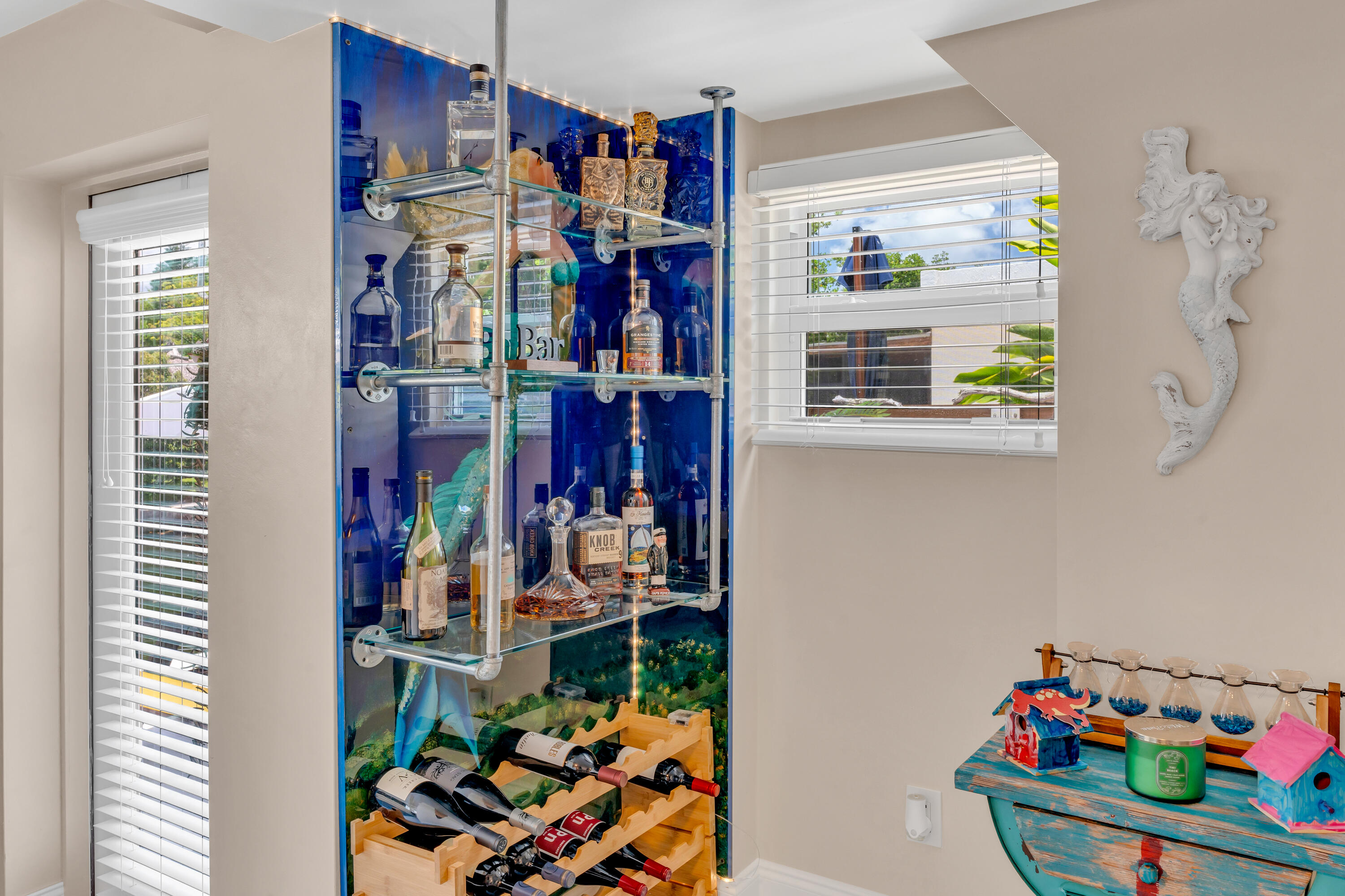 129 Pirates Drive Key Largo, FL 33037 - Photo 16 of 42 a view of kids room with toys and a chandelier