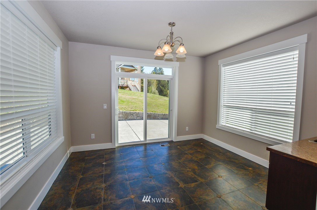 147 Jaeger Road Kalama, WA 98625 - Photo 7 of 23 Gallery Image 7