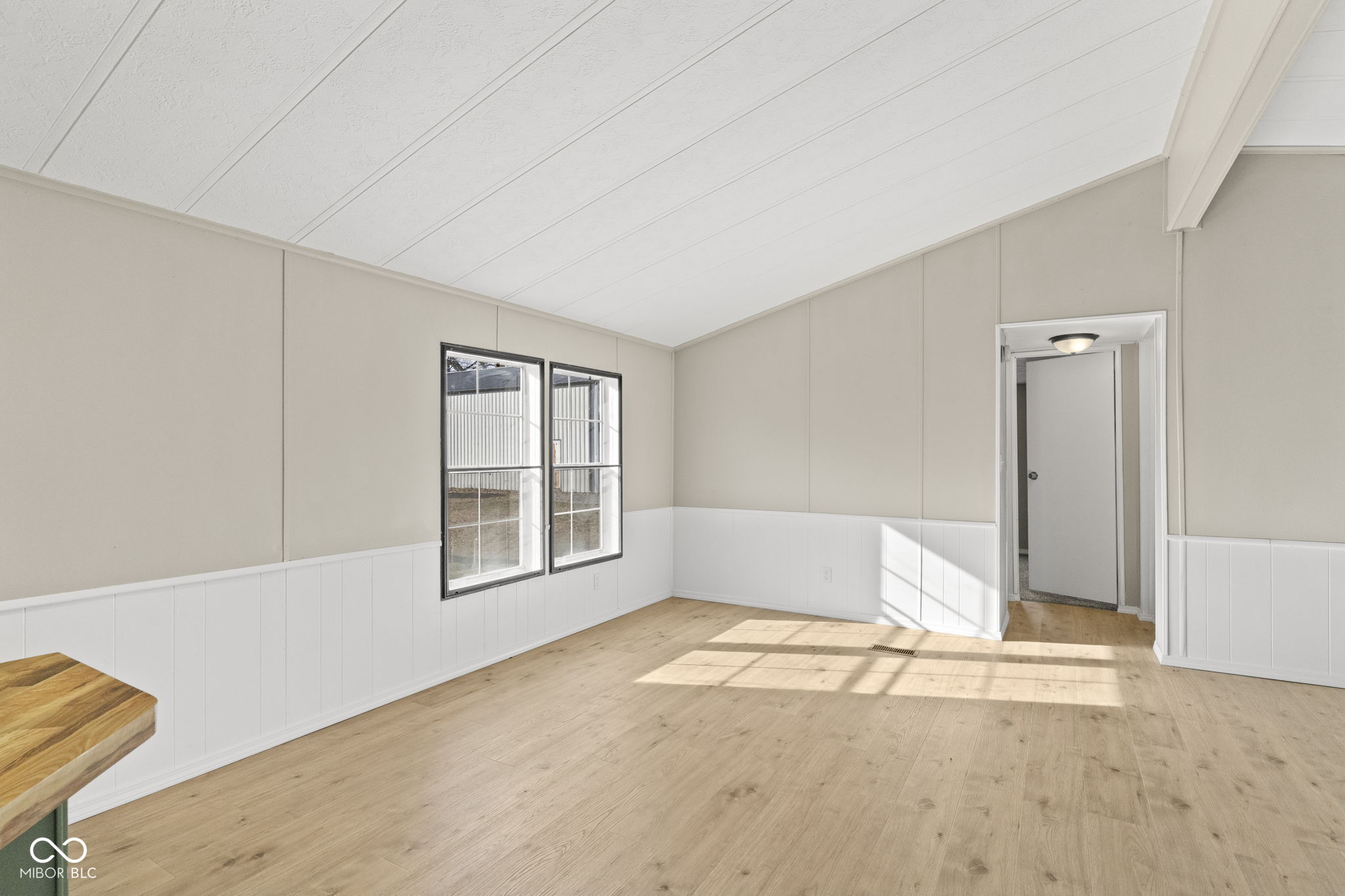 928 South Bloomington Trail Road Scottsburg, IN 47170 - Photo 16 of 37