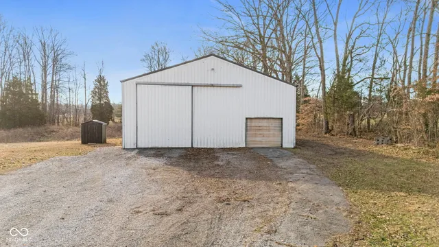 $269,900 | 928 South Bloomington Trail Road, Scottsburg, IN 47170