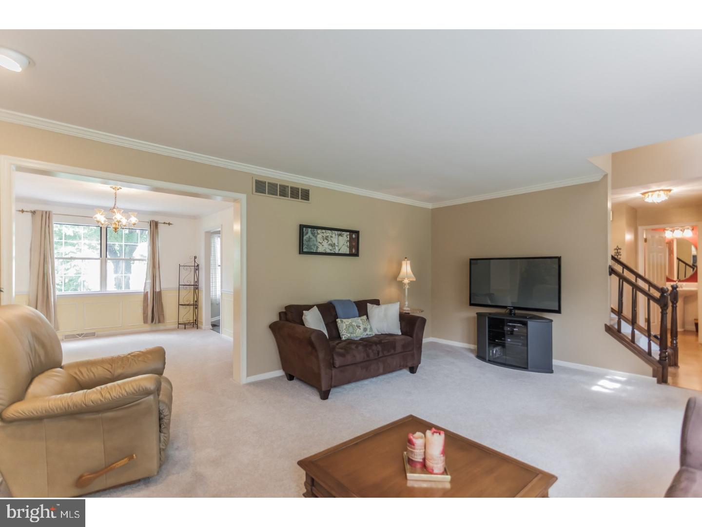 410 Ellis Road Langhorne, PA 19047 - Photo 4 of 25 Gallery Image 4