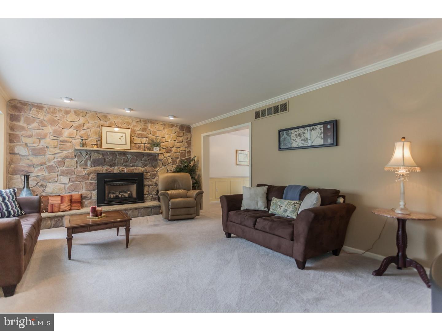 410 Ellis Road Langhorne, PA 19047 - Photo 5 of 25 Gallery Image 5
