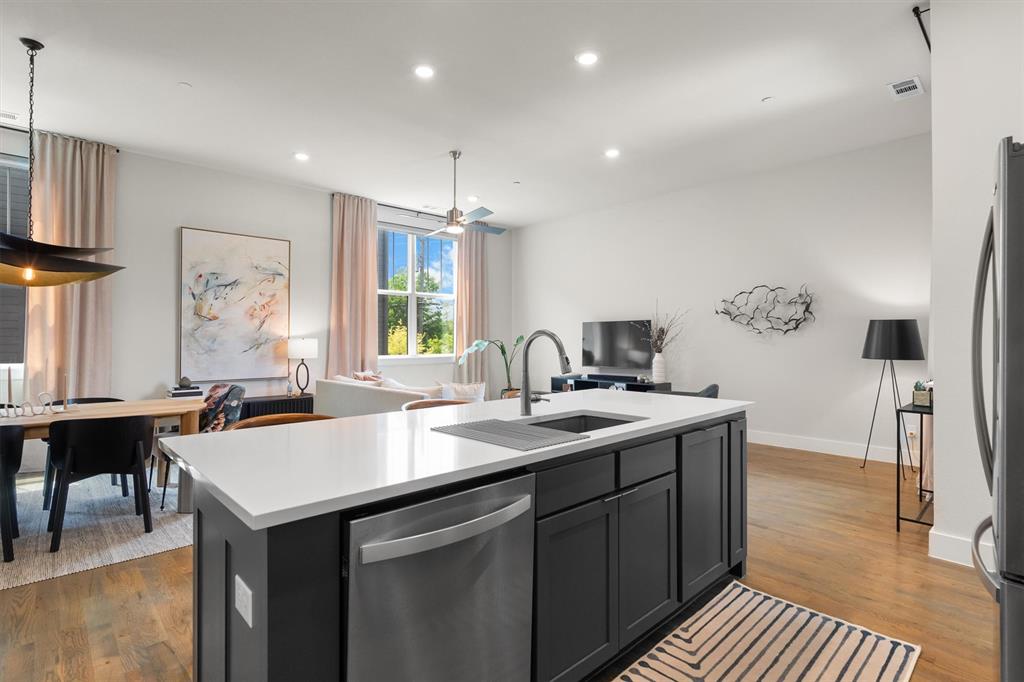 625 North Tyler Street, Unit 403 Dallas, TX 75208 - Photo 16 of 39