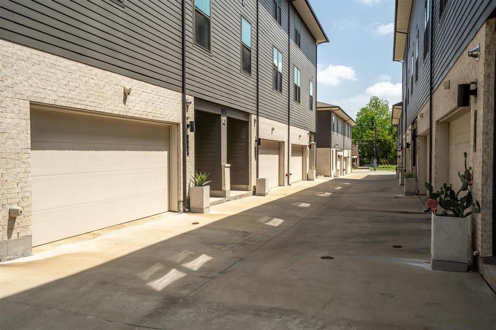 625 North Tyler Street, Unit 403 Dallas, TX 75208 - Photo 34 of 39