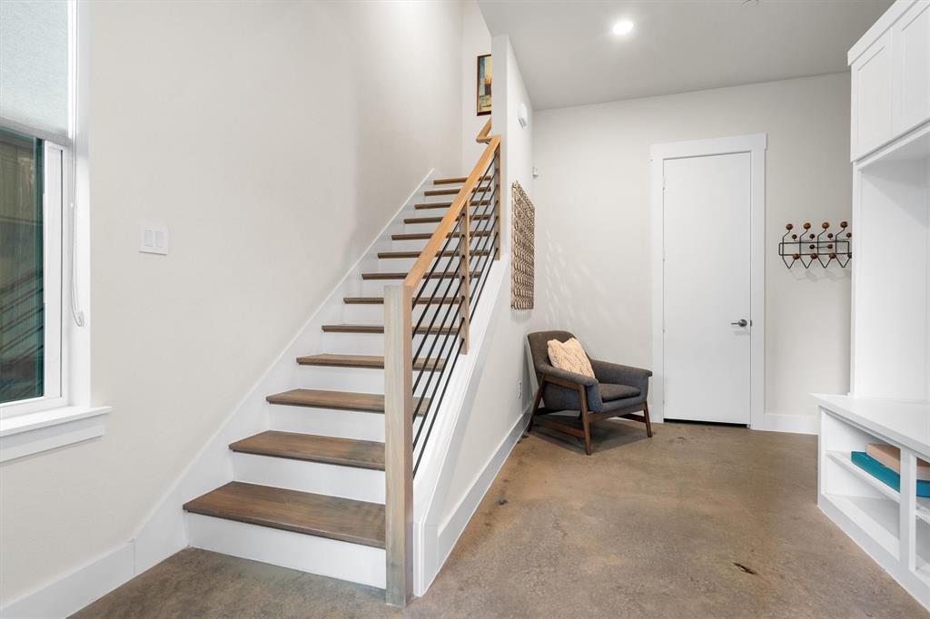 625 North Tyler Street, Unit 403 Dallas, TX 75208 - Photo 5 of 39