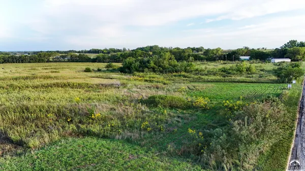 $155,000 | 7500 Southwest Davis Road, Auburn, KS 66402