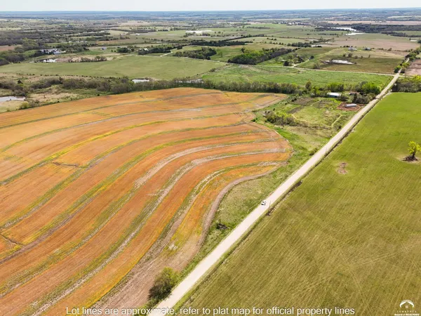 $155,000 | 7500 Southwest Davis Road, Auburn, KS 66402