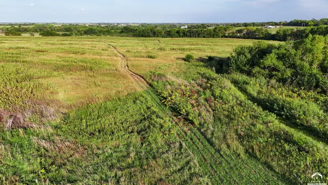 $155,000 | 7500 Southwest Davis Road, Auburn, KS 66402