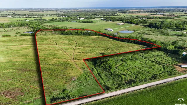 $155,000 | 7500 Southwest Davis Road, Auburn, KS 66402